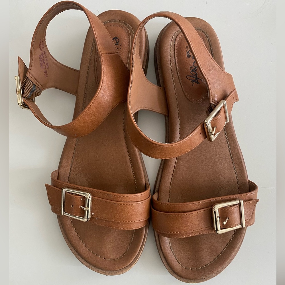 Eurosoft Brown Leather Sandal similar to Gilana Style - 9.5 - Used, good
